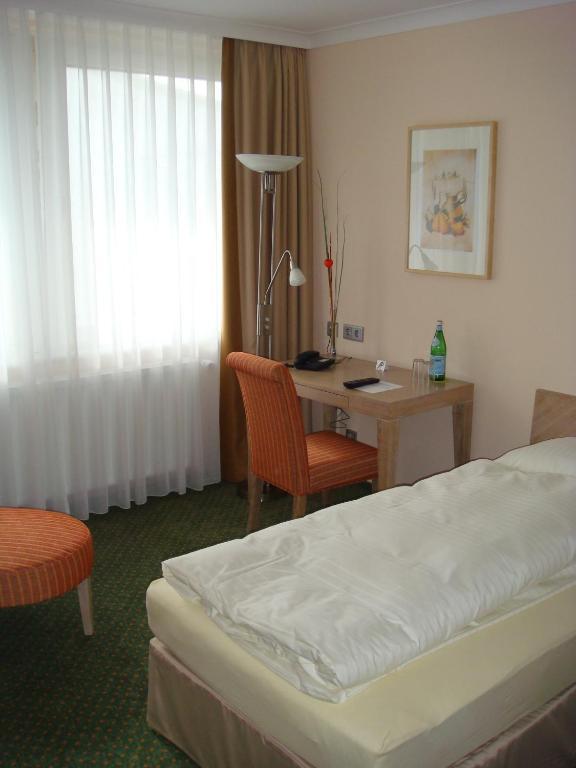 Lindemann Hotel Hildesheim Rum bild